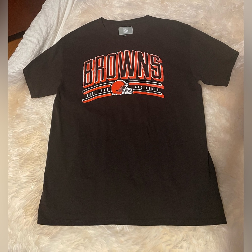 Cleveland Browns NFL Tee Shirt. T-Shirt. Size Large